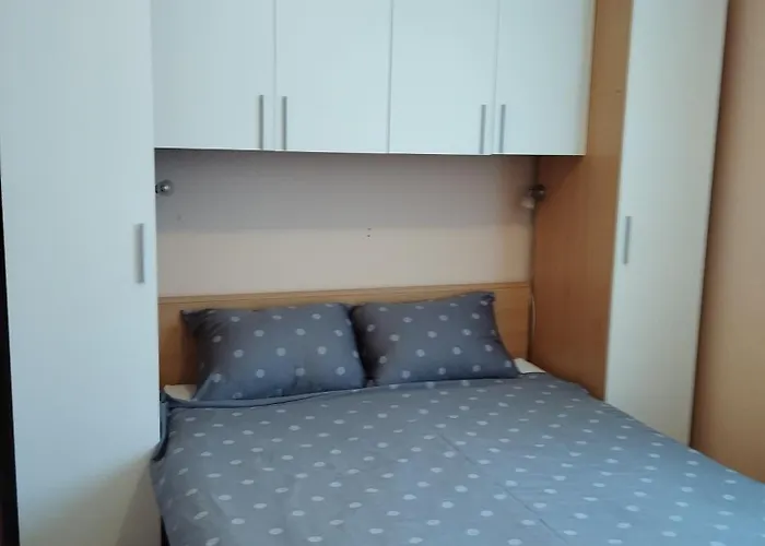 Majer * Ουμάγκ